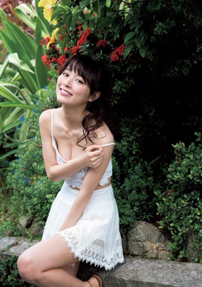 内田理央