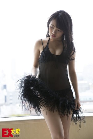 AKB48の向井地美音が魅せるセクシー水着画像まとめ (4/18 ...