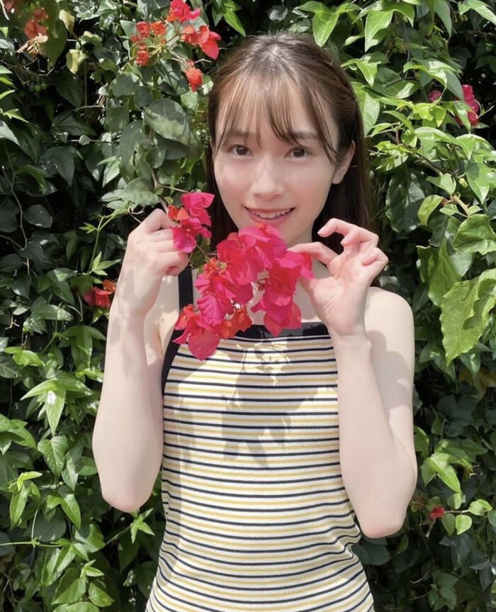 守屋麗奈の水着姿！