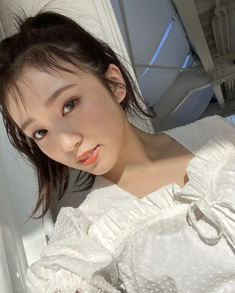 矢吹奈子ちゃん、可愛さ爆発！ プロフィールから水着姿まで、全部見せちゃいます！