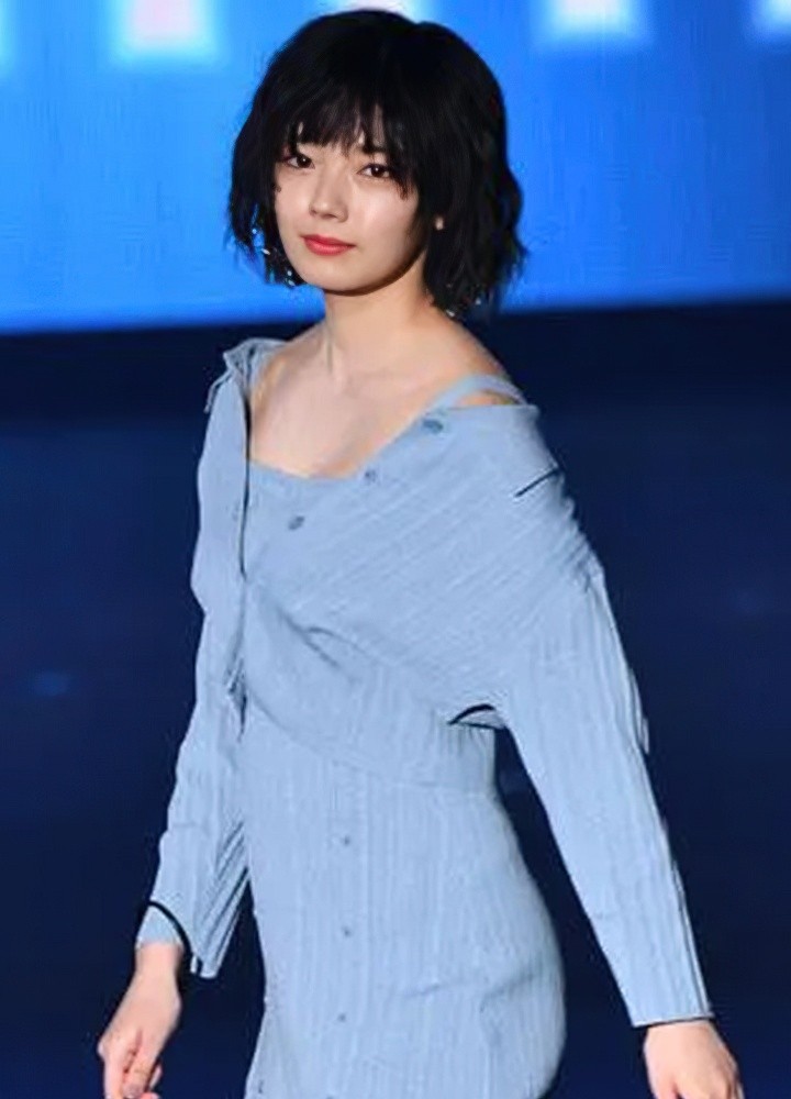 グラビアの藤吉夏鈴ちゃん