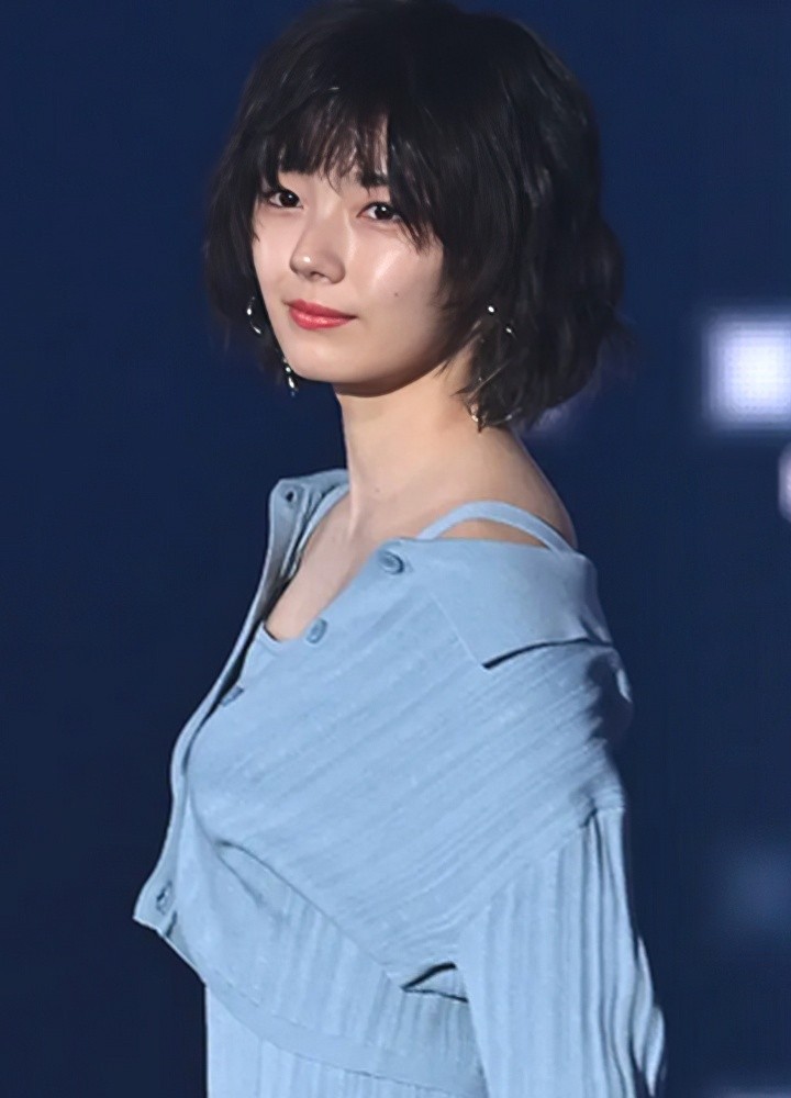 グラビアの藤吉夏鈴ちゃん
