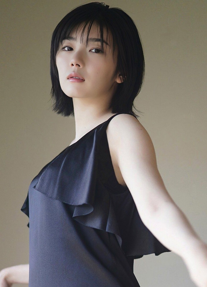 グラビアの藤吉夏鈴ちゃん