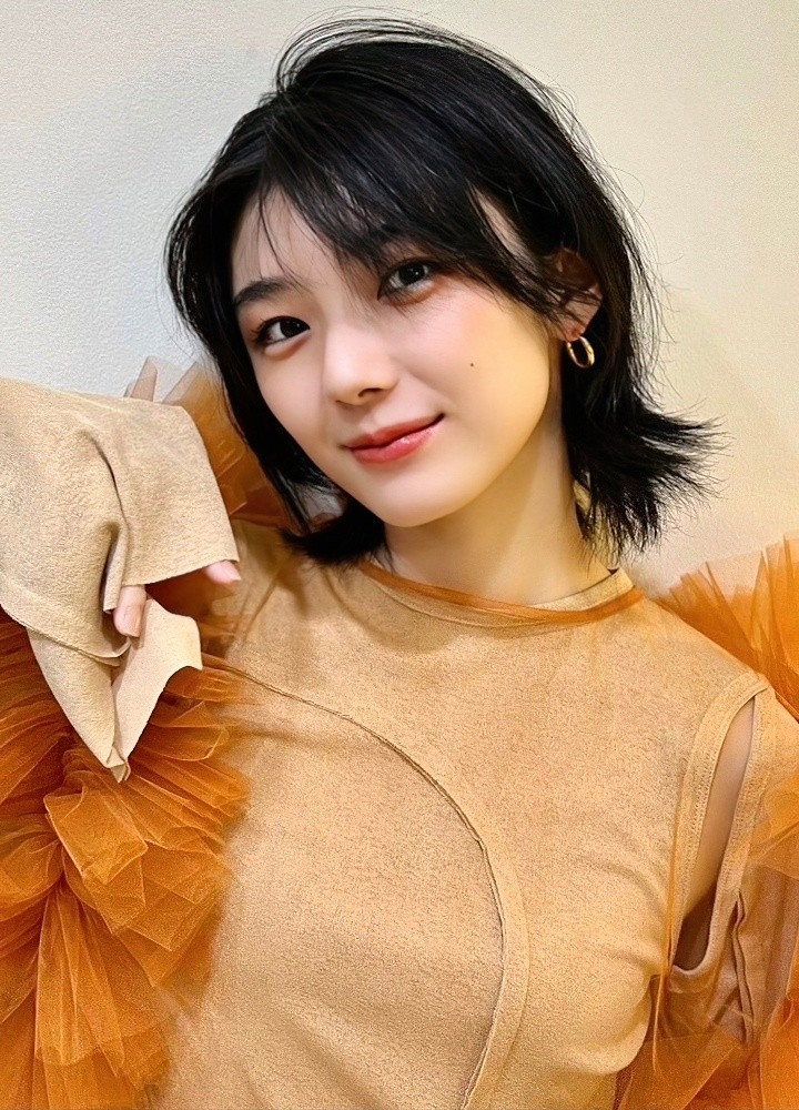 グラビアの藤吉夏鈴ちゃん