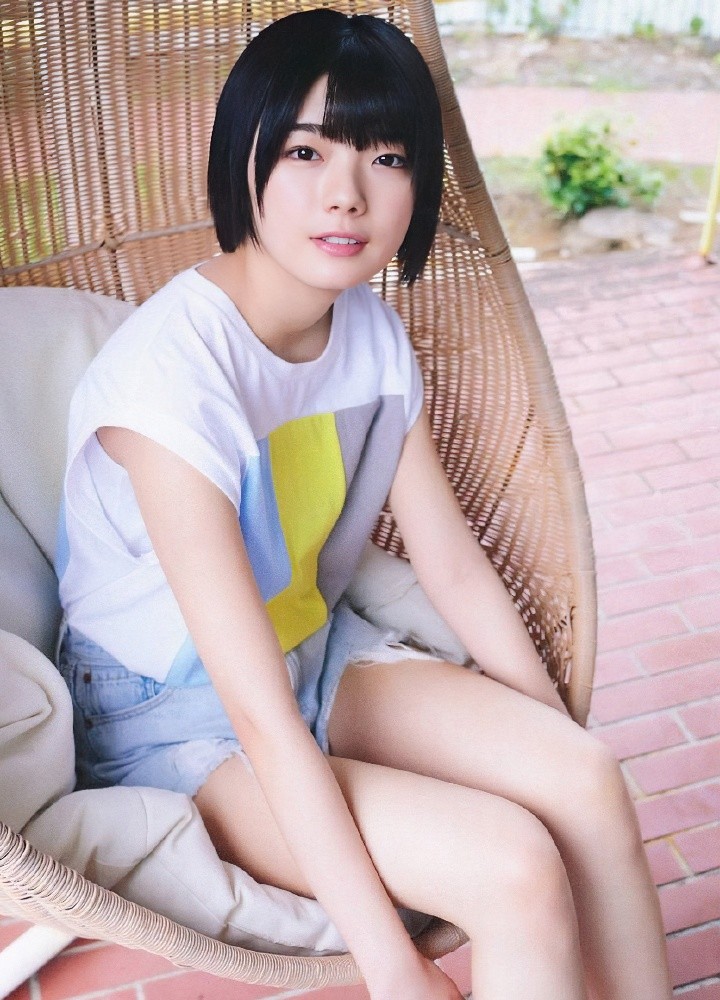 グラビアの藤吉夏鈴ちゃん