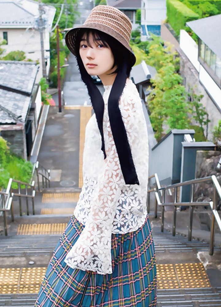 グラビアの藤吉夏鈴ちゃん