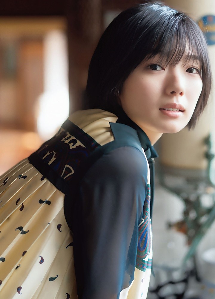 グラビアの藤吉夏鈴ちゃん