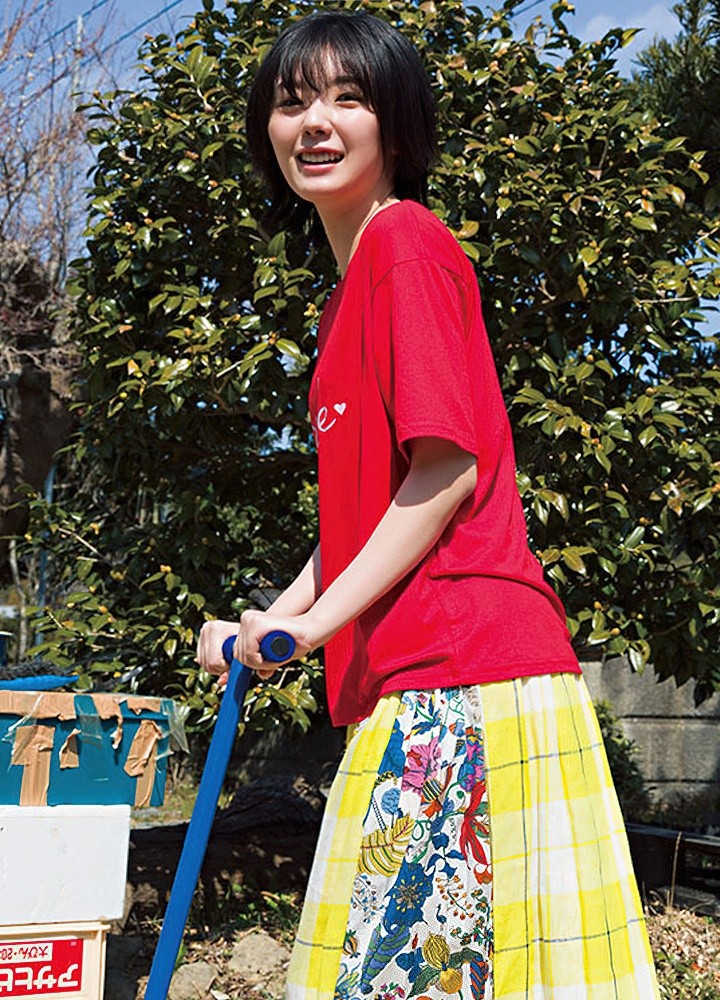 グラビアの藤吉夏鈴ちゃん