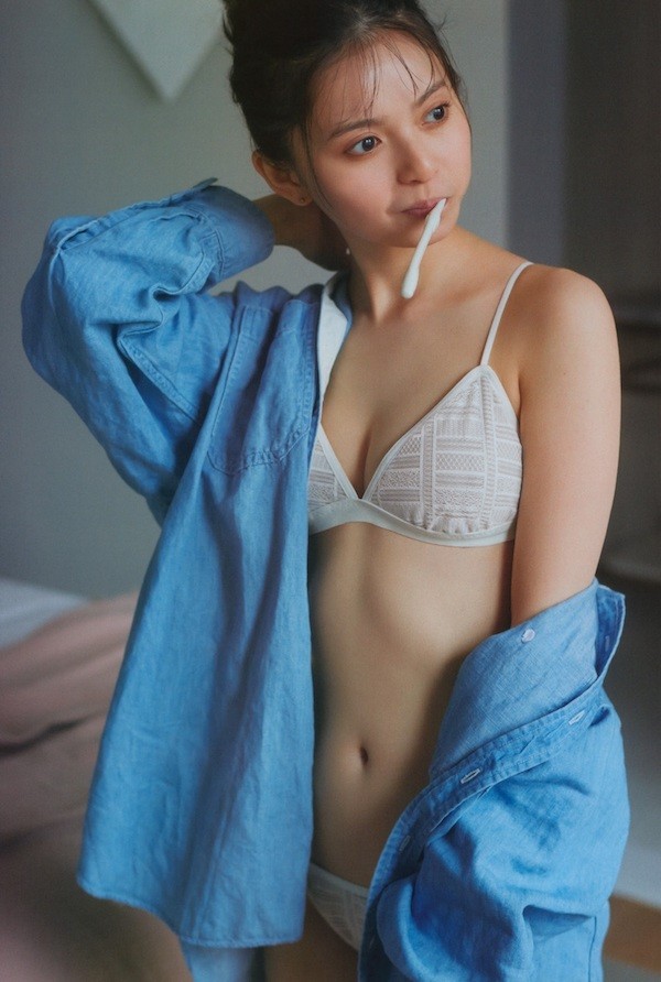 齋藤飛鳥の水着