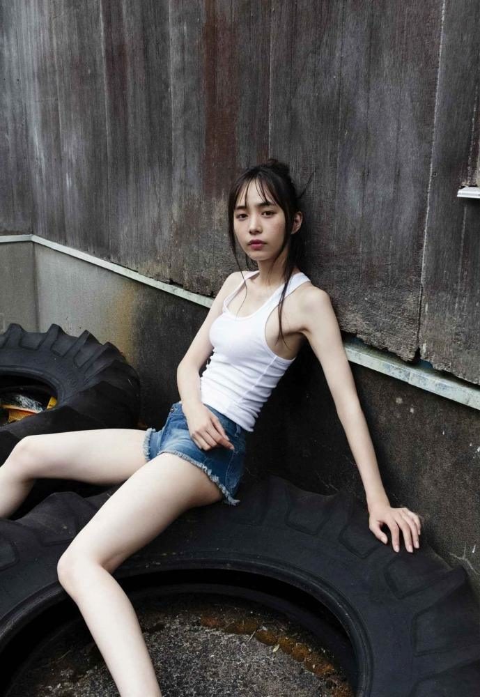 井桁弘恵