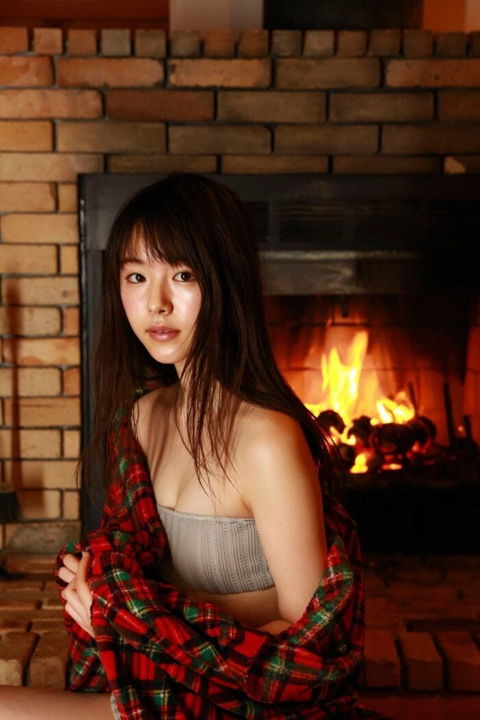 唐田えりかの魅力爆発！ プロフィールから水着姿まで徹底解剖！