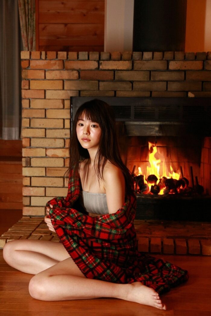唐田えりか