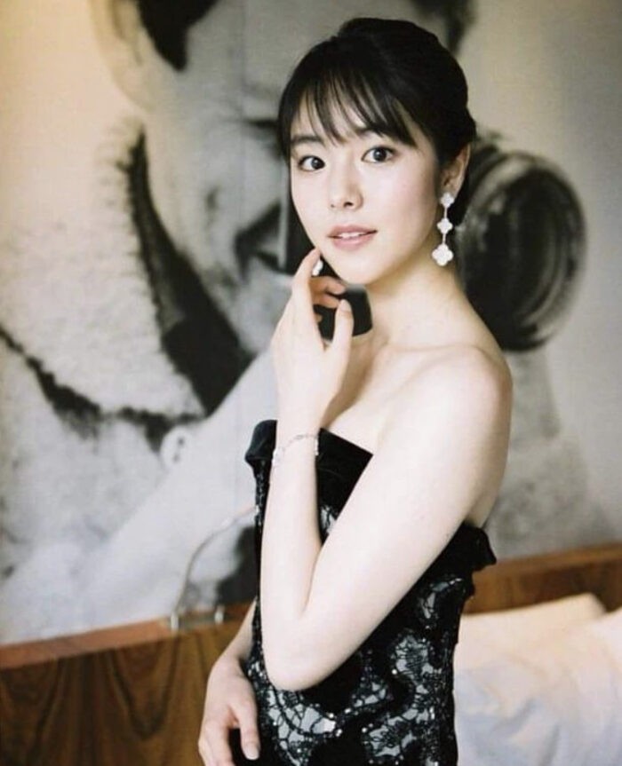 唐田えりか