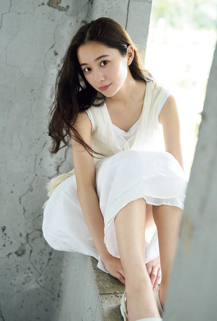 堀田真由ってどんな人？ 可愛すぎるグラビア画像から熱愛の噂まで徹底解剖！