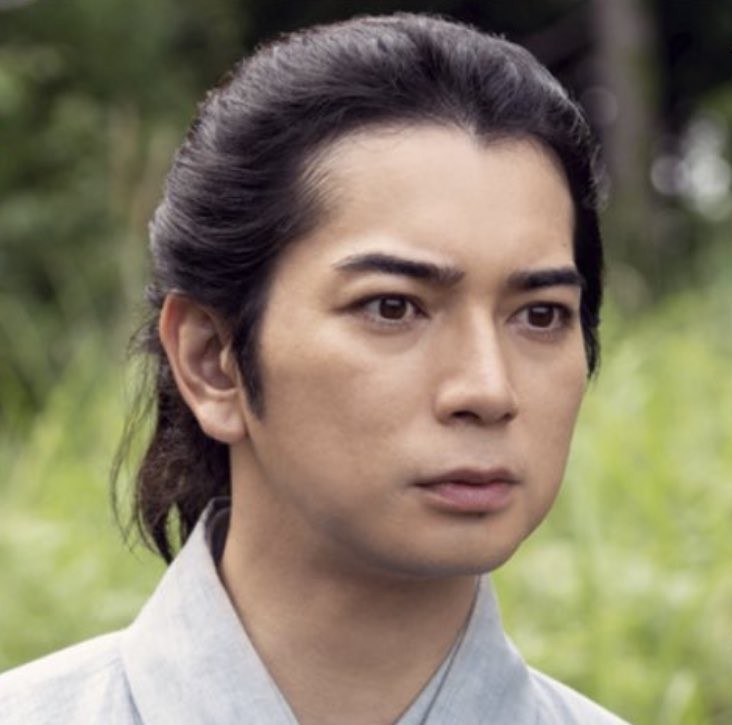 山本彩