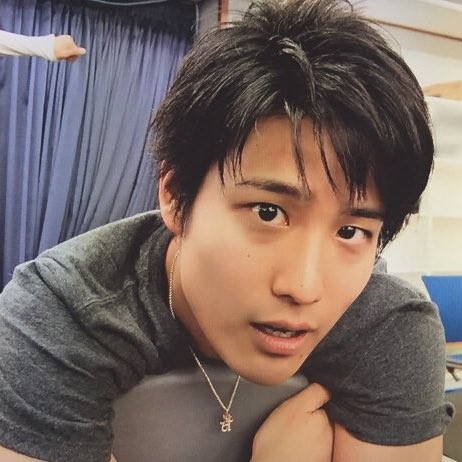 山本彩