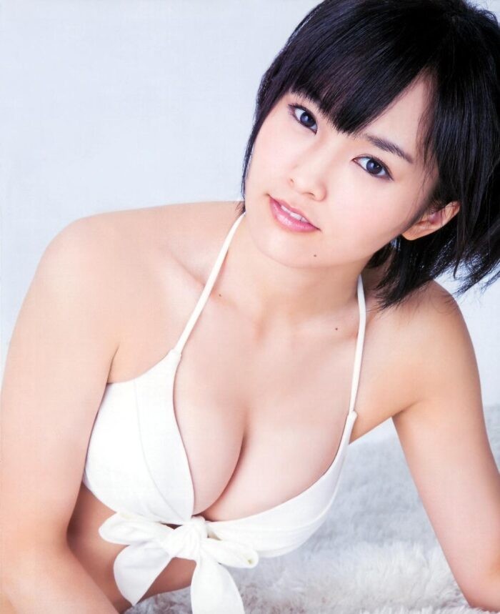 山本彩