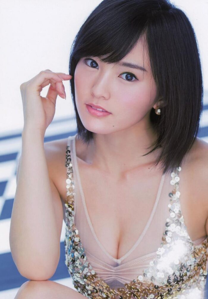 山本彩