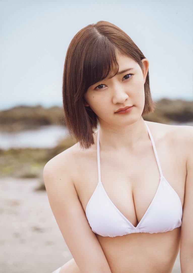 川村文乃(アンジュルム)