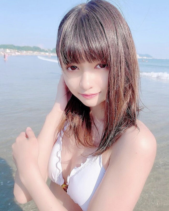 景井ひな