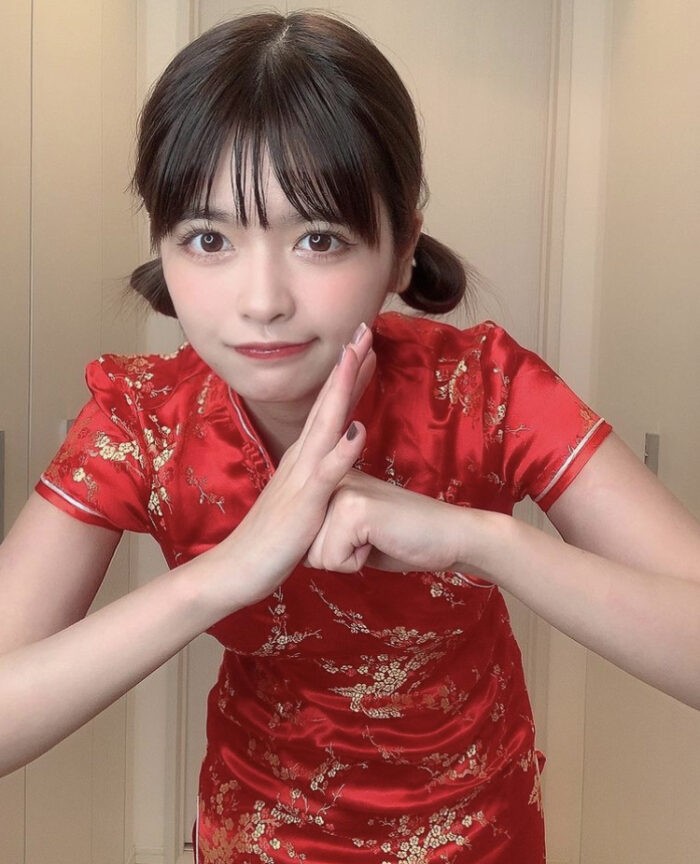 景井ひな