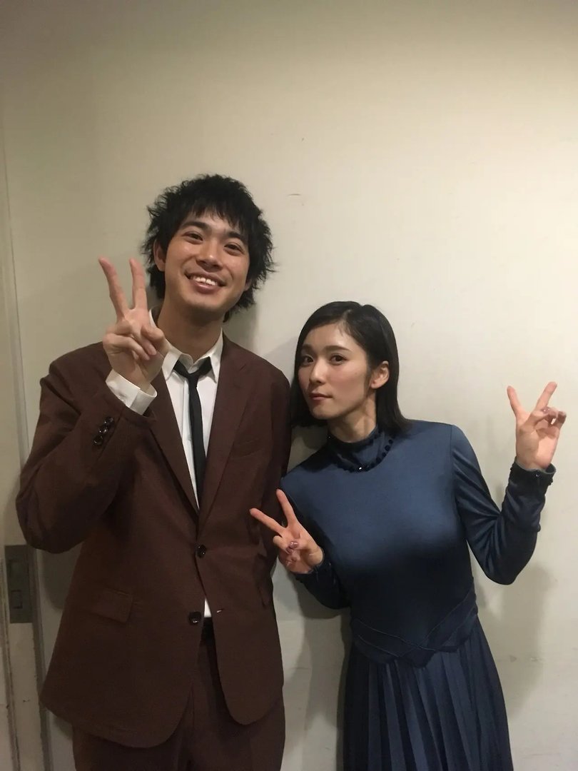 松岡茉優