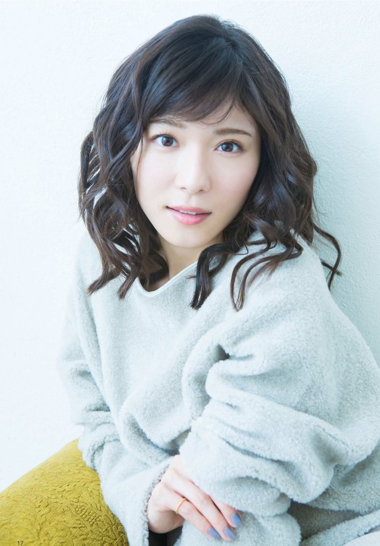 松岡茉優