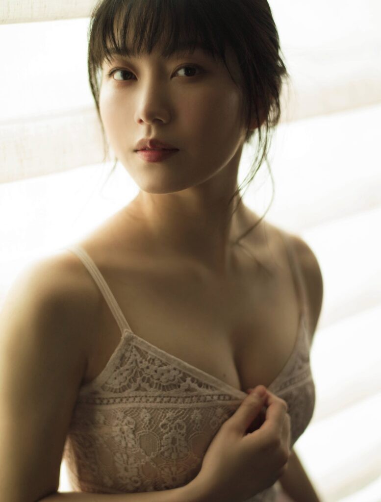 横山由依