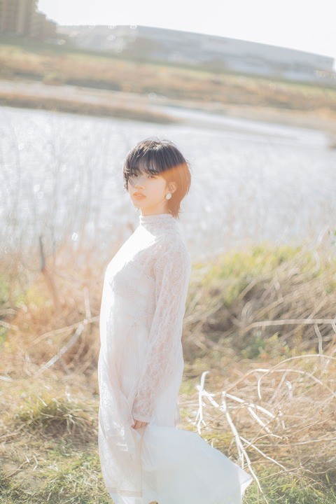 大ブレイク女優「河合優実」の魅力爆盛り！ プロフィールから熱愛、水着姿まで徹底解剖！