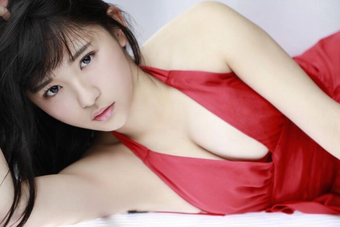 浅川梨奈
