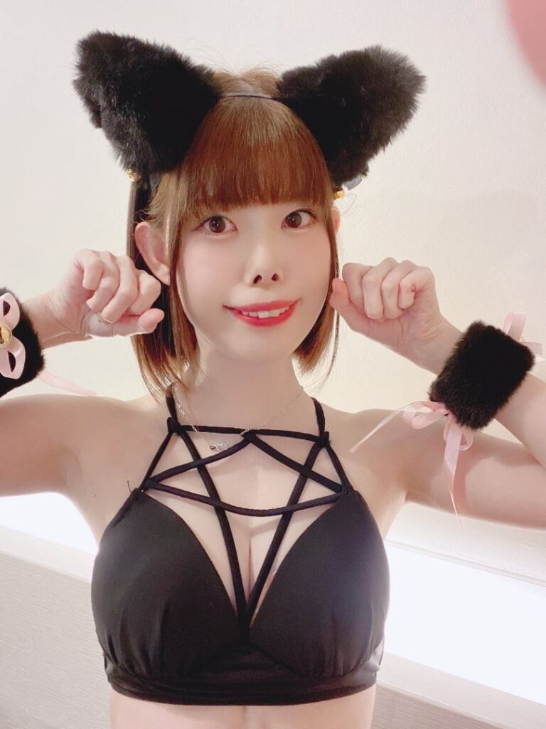 清野ひかりちゃんの魅力爆発！ キュートな素顔から水着姿まで徹底解剖！