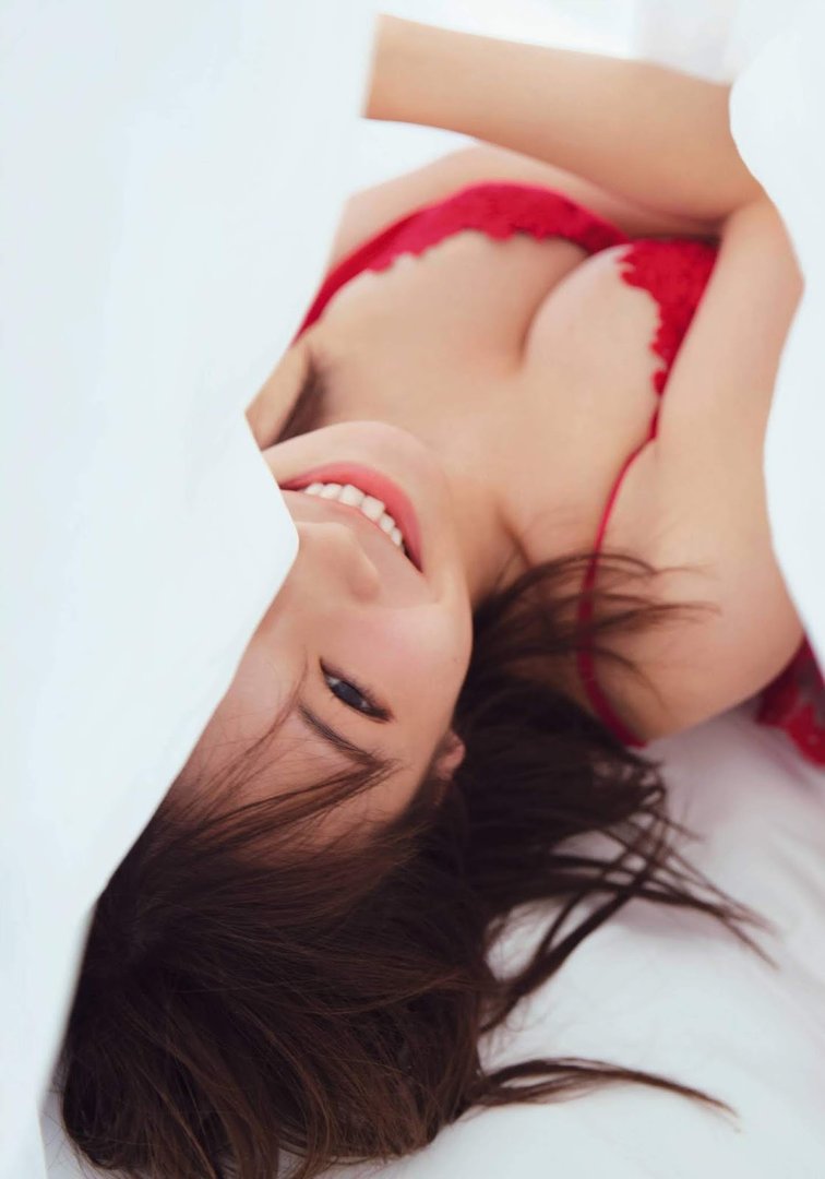 秋元真夏