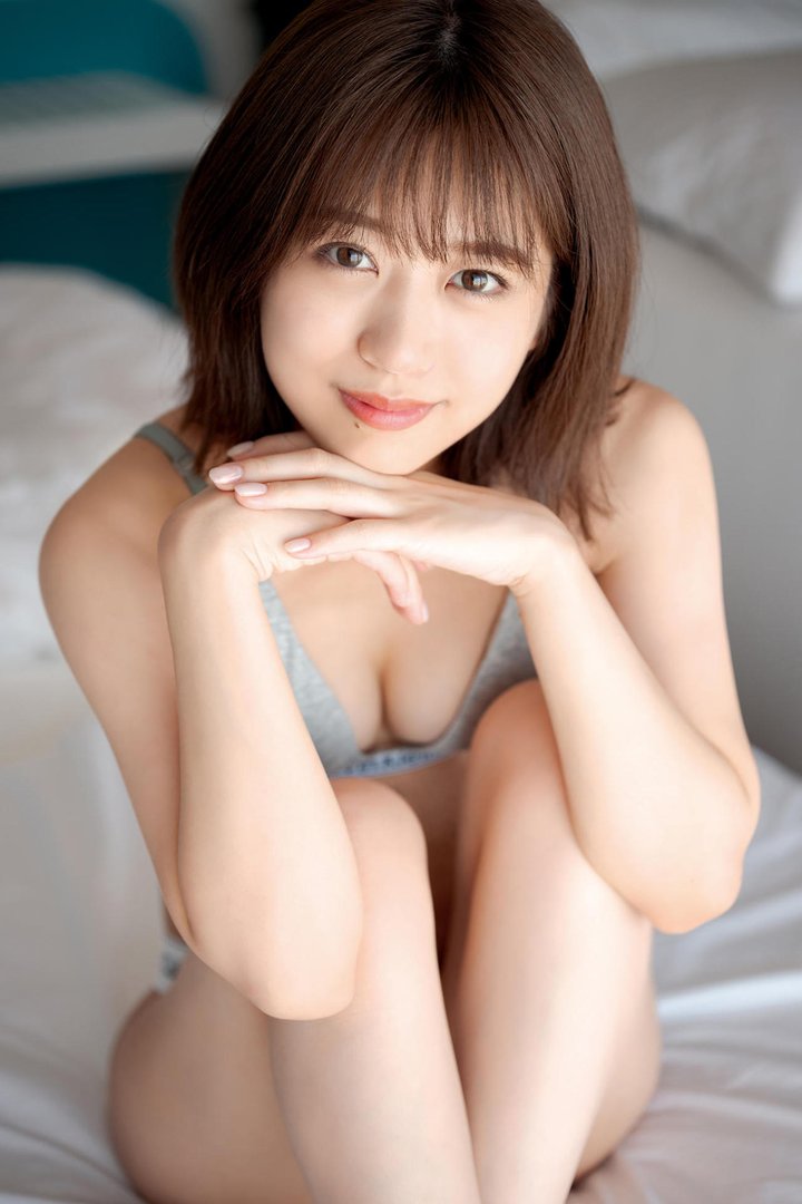 篠崎彩奈