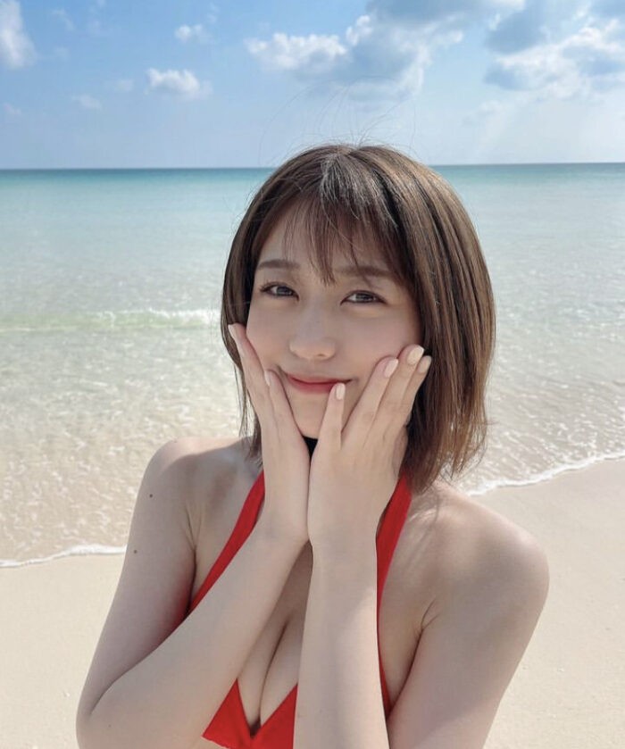 篠崎彩奈
