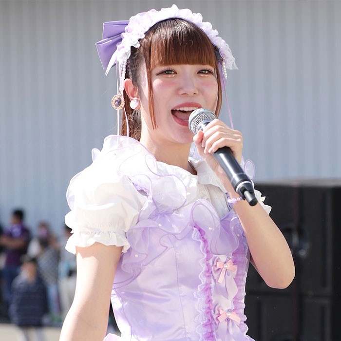 虹乃愛んな、かわいすぎて目が離せない！ プロフィールから最新情報まで徹底解剖！