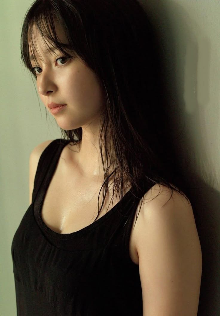 飯沼愛ちゃん、可愛すぎて目が離せない！ プロフィールから熱愛、水着姿まで徹底解剖！
