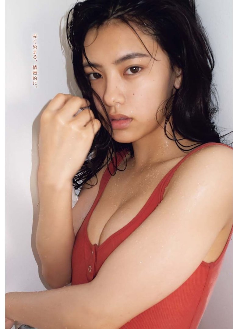 池田朱那、可愛すぎてマジ無理！水着姿から最新情報まで徹底解剖！