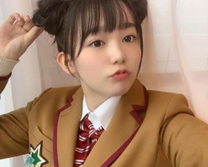 米倉れいあ