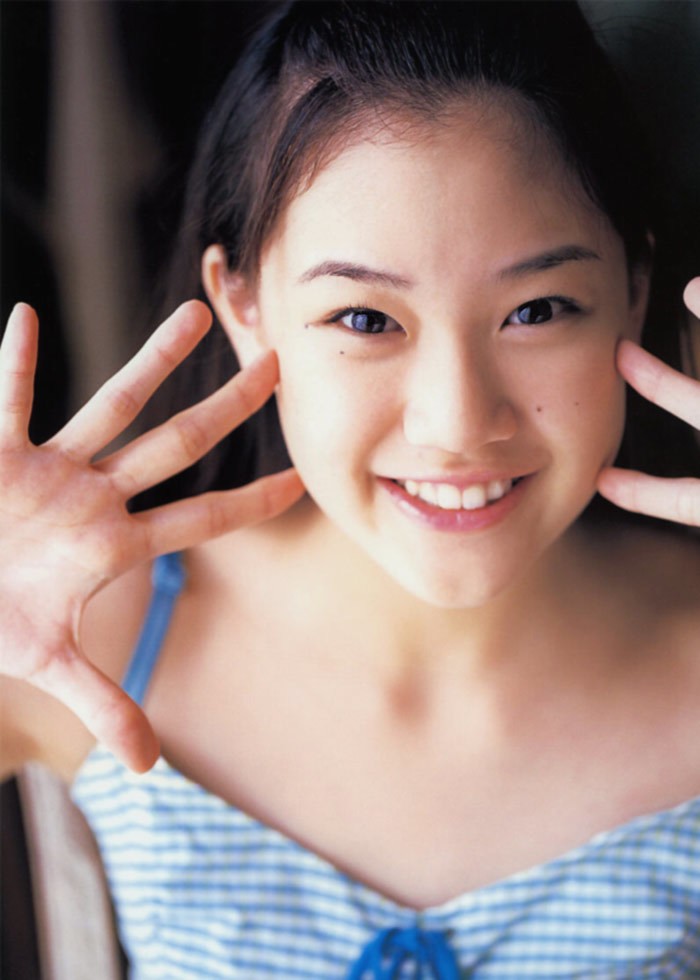 蒼井優ってどんな人？ 可愛すぎる水着姿から熱愛遍歴、結婚まで徹底解剖！