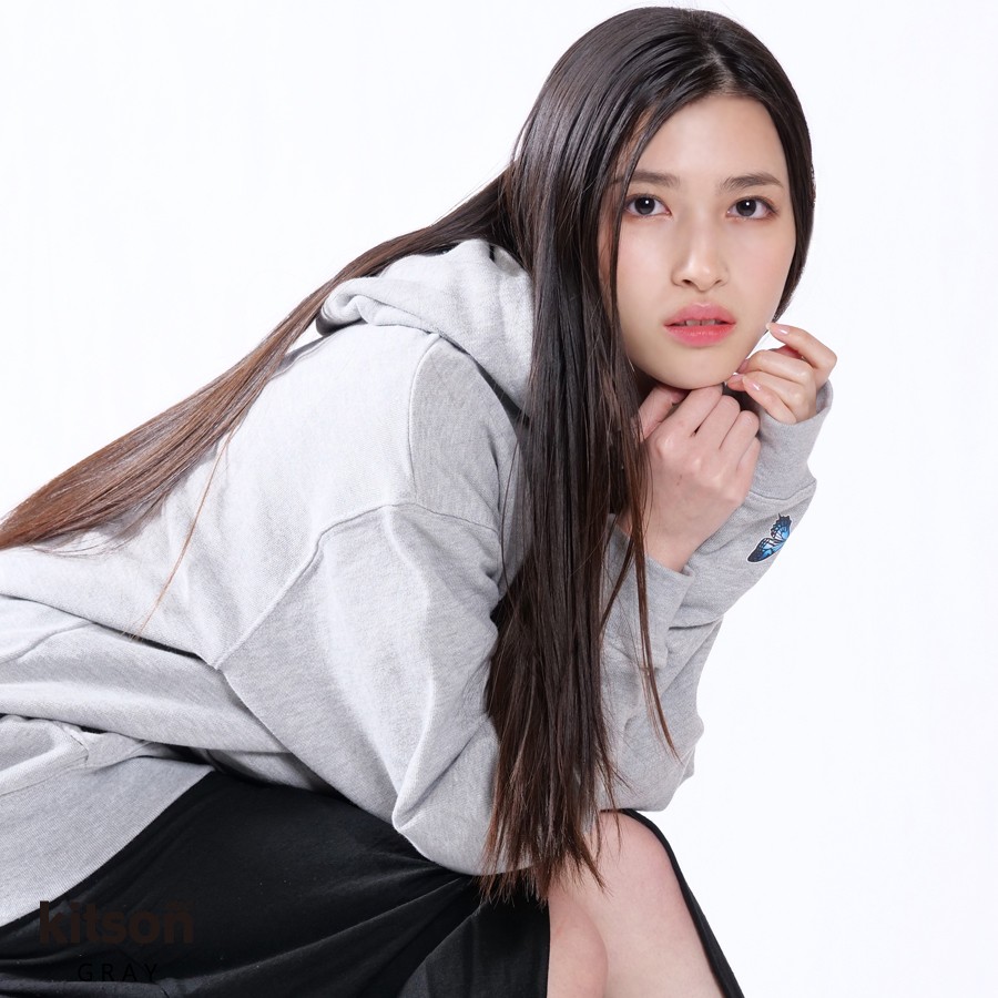 長見玲亜