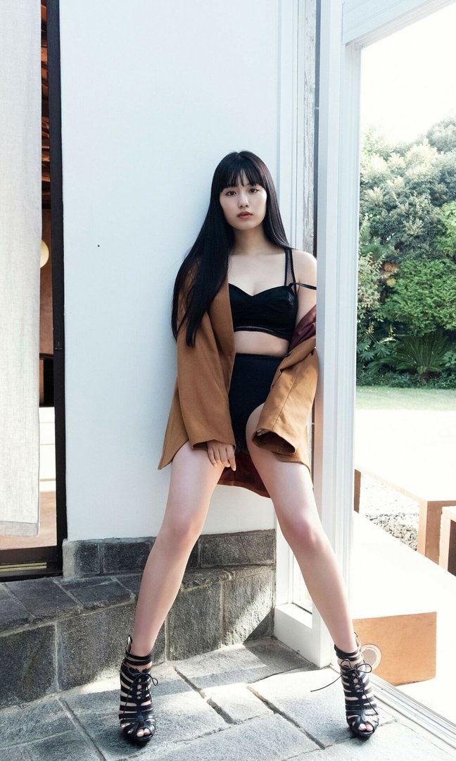 鶴嶋乃愛